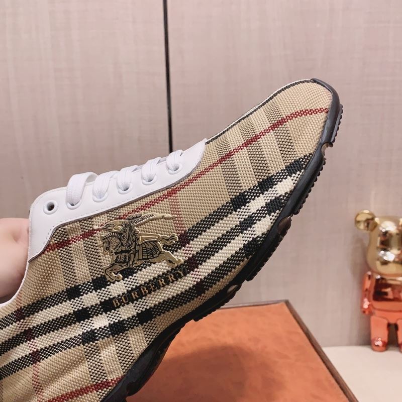 Burberry Low Shoes